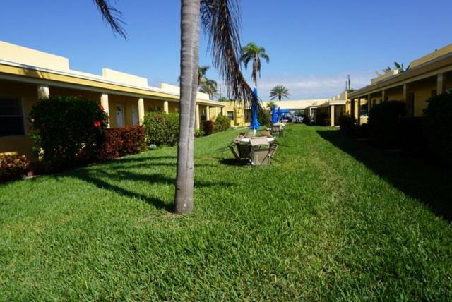 The Monterey Beach Resort St. Pete Beach Exterior photo